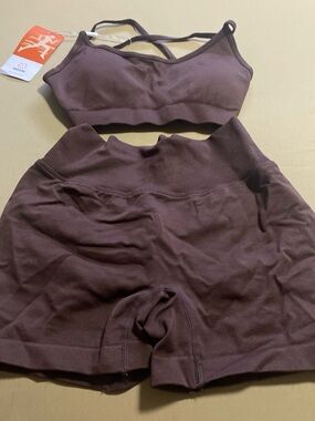 Seamless Strappy Bralette & High-Waist Shorts Set - Brown